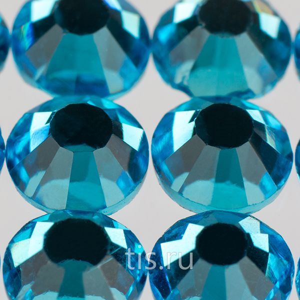 C28 ss16 Aquamarine K9 F