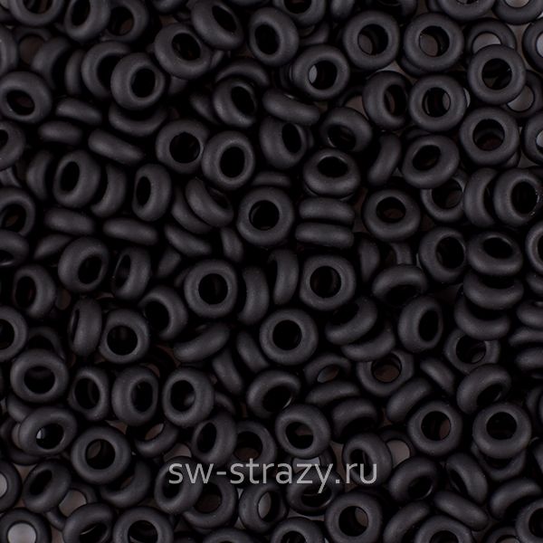 Demi Round 8/0 #0049F Черный матовый