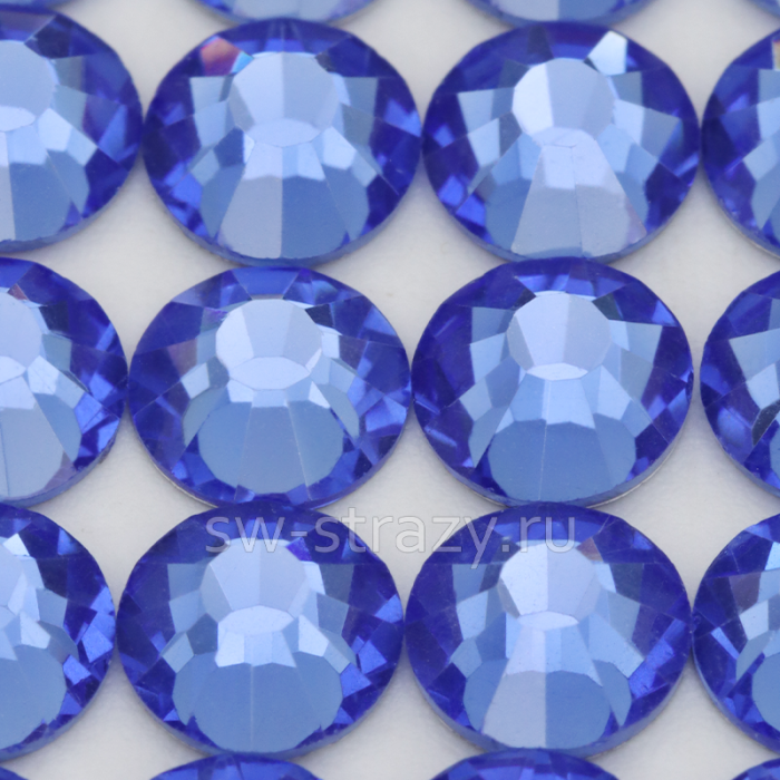 YHB 28 ss20 Medium Sapphire F 147